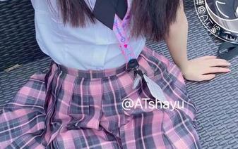 魅力无限的AT鲨婚纱：不可错过的图片与资源.txt
