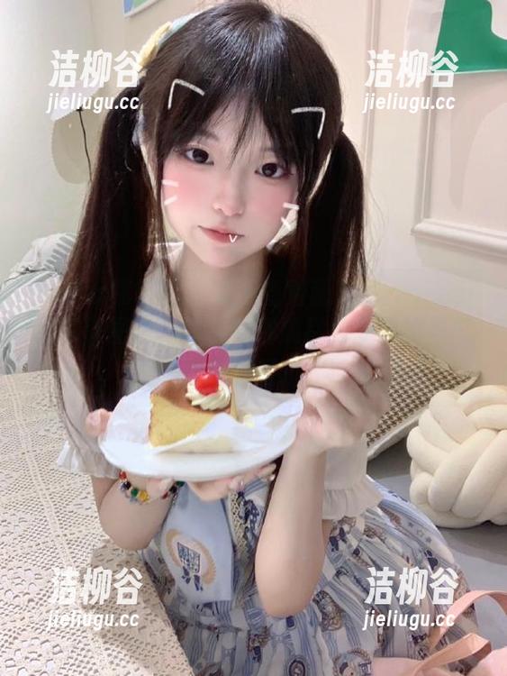 Feilin嗲囡囡 - 火速查看萌琪琪Irene红裙写真图包，感受她淋漓尽致的风格与气质，绝不容错过！.txt