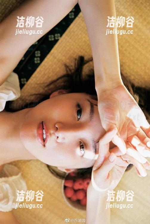 GIRLT果团网-莫雅琪 GIRLT果团网 - 打破传统,莫雅琪的天台私拍作品告诉你什么是真正的自由!.txt