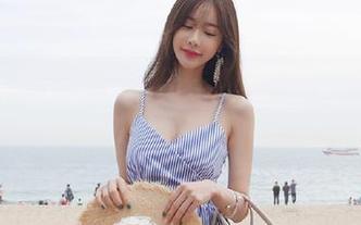 ISS山茶摄影 - 绝代佳人梦瑶的美图写真，捕捉瞬间之美，展现无限风华.txt