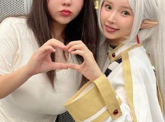 抓住KANEKO_咔喵红裙的优雅瞬间，完整版写真集免费下载！.txt