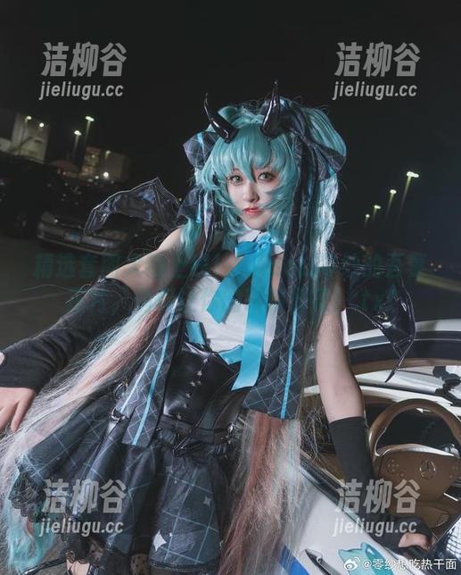 精选套图火热上线！Luisa_零纱的吾妻正片，确保让你的眼睛开花！.txt