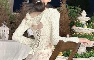 MFStar模范学院 - Ellie艾栗栗自拍分享：揭开她私密写真作品里的创作心路.txt