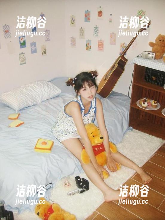 MFStar模范学院 - 图文并茂，白茹雪Abby校服写真集下载渠道曝光！.txt