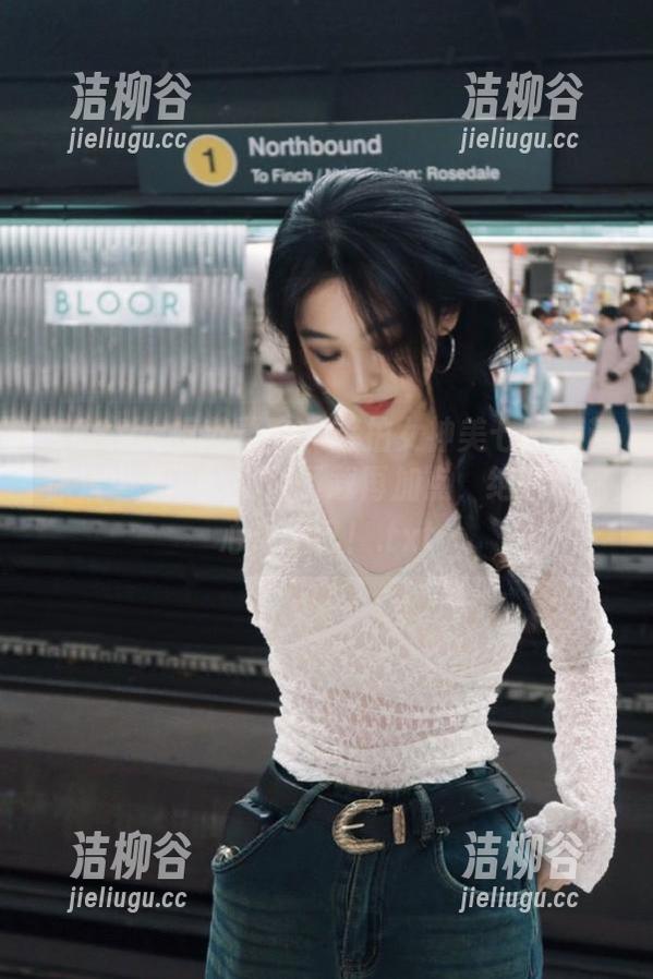MFStar模范学院 - 旅拍女神美七Mia带你走遍天下，套图下载再加点，绝对让你心动不已！.txt
