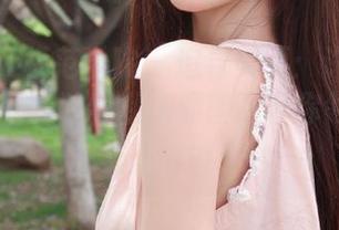 MFStar模范学院 - 追寻美丽：许诺Sabrina蕾丝的独特私房原图，带你领略艺术的无限可能.txt