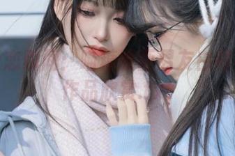 捕捉爱恋瞬间：喵糖映画男友白衬衫图集作品欣赏.txt