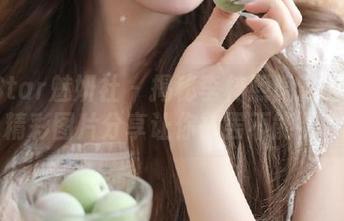 MiStar魅妍社 - 揭秘李梓熙隐藏的秘密：精彩图片分享让你欲罢不能！.txt
