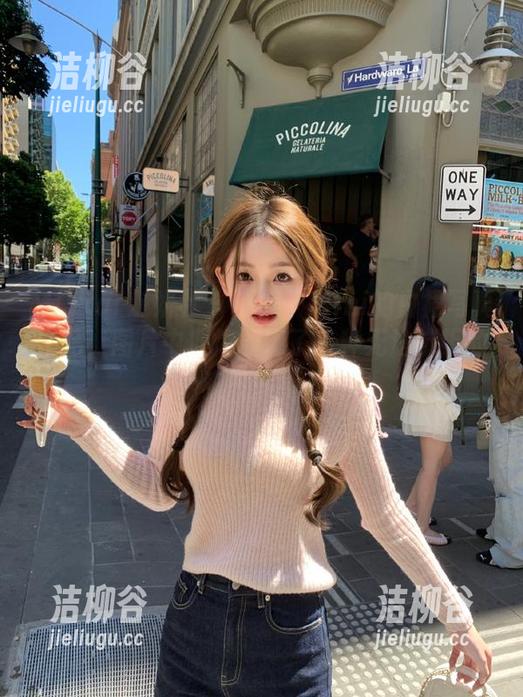 MiStar魅妍社 - 糯美子Mini的白裙写真作品，图片中倾情展现了一种无法抗拒的优雅气质！.txt