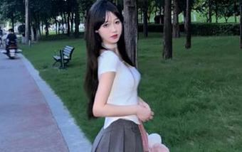 MintYe薄荷叶 - 私拍与自然的交融，何梦兮Stacy户外写真合集大公开.txt