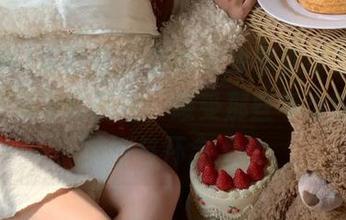 MyGirl美媛馆 - 与大家分享狐小妖Baby的学姐写真原图，感受那些年少时光的美好与怀念.txt