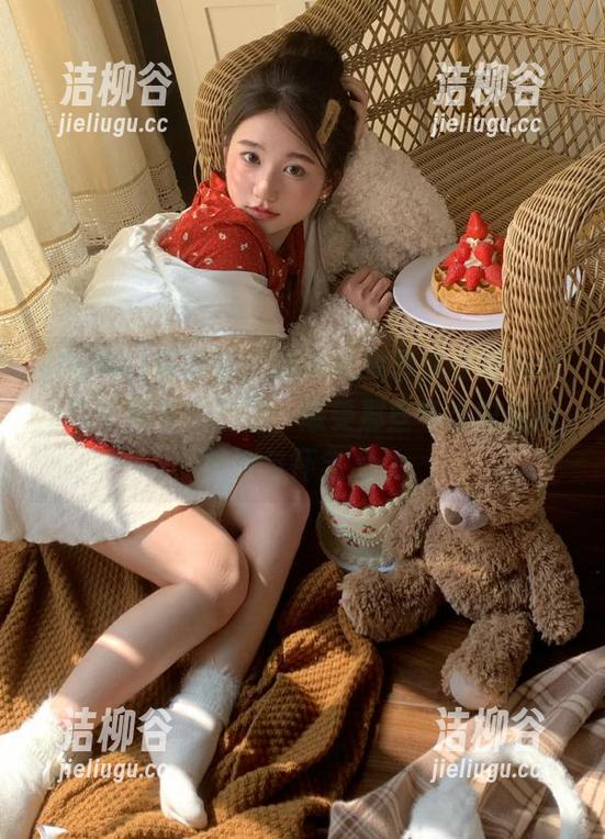 MyGirl美媛馆-狐小妖Baby MyGirl美媛馆 - 与大家分享狐小妖Baby的学姐写真原图,感受那些年少时光的美好与怀念.txt