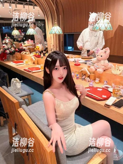 PingPing 探索PingPing天台写真作品集:最新创作背后的故事与灵感.txt