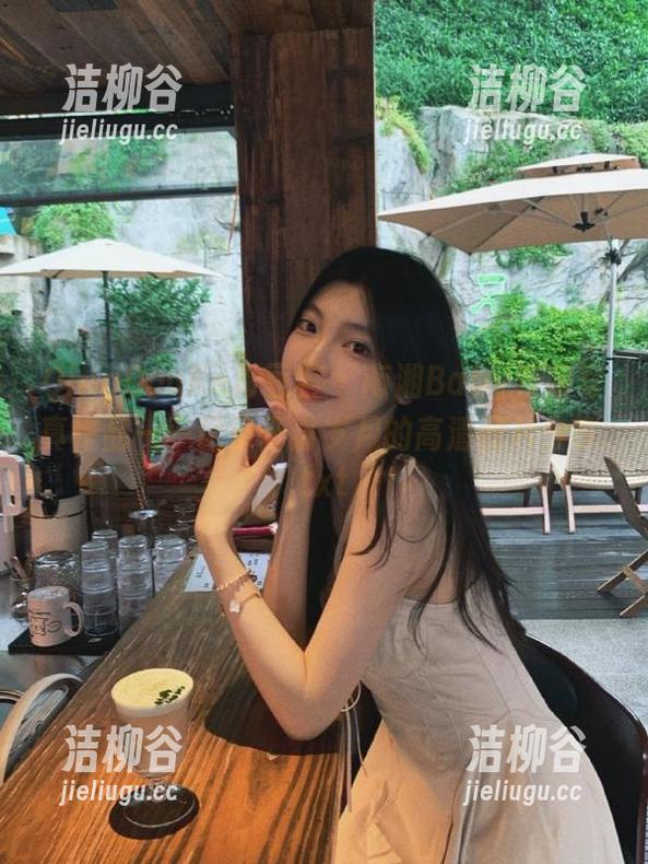 QingDouKe青豆客 - 南湘Baby校服写真作品——记录青春岁月的高清图片分享.txt