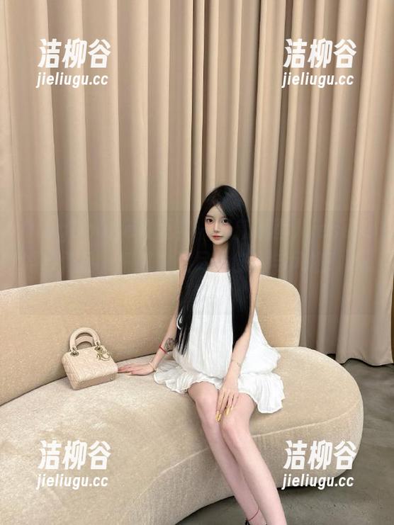 QingDouKe青豆客 - 最新婕西儿jessie婚纱作品，细腻之处尽显创意与风格！.txt