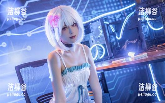 走进Quan冉有点饿的蕾丝世界：不可错过的写真壁纸，装修你的小空间.txt