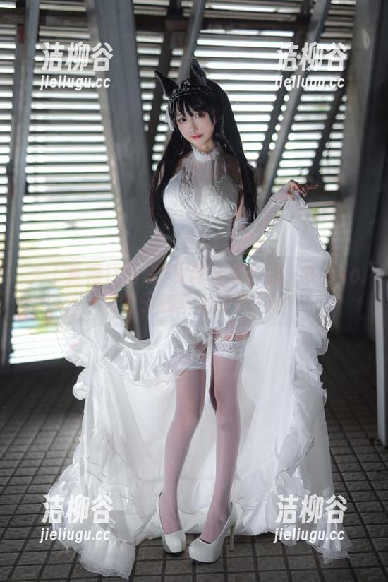 关于青梅竹马是C女的全套作品：Rioko凉凉子的写真故事.txt