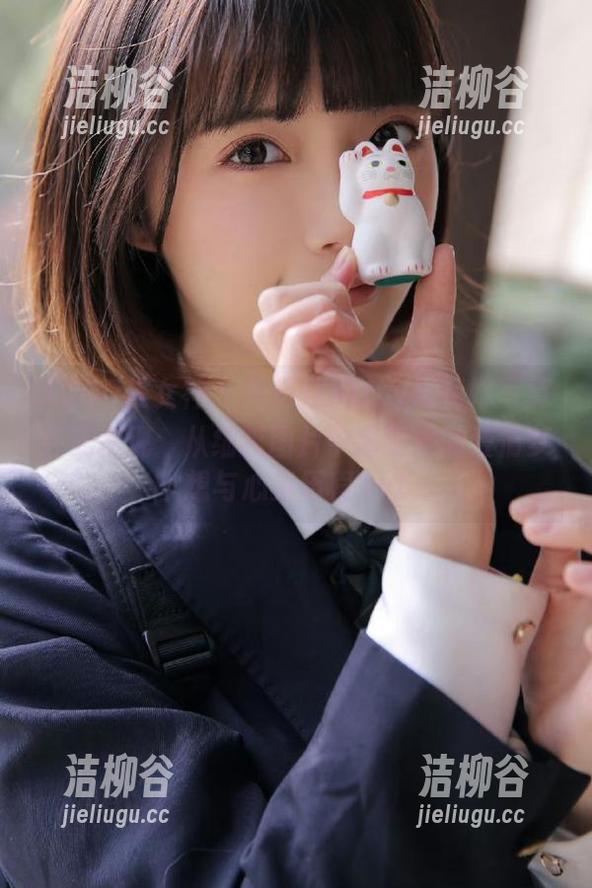 TGOD推女神 - 施忆佳Kitty酱花嫁写真完美呈现：从细腻图片中感受她的爱情梦想与心灵历程.txt