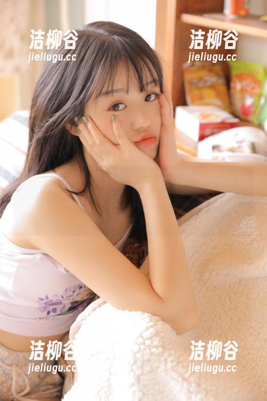 TouTiao头条女神 - 爱丽莎lisa的睡衣大集合：梦中可爱，醒来搞笑，谁能抗拒？.txt