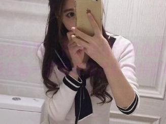 UGirls尤果网 - 在孙晚桐的甜心世界中徜徉，感受每一张图片作品的独特韵味.txt