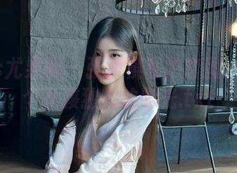 UGirls尤果网 - 张馥棋私拍套图：记录每个女孩独特的时光.txt