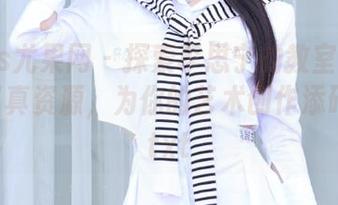 UGirls尤果网 - 探索李思宁的教室：收集免费写真资源，为你的艺术创作添砖加瓦.txt