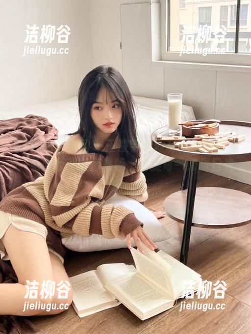 UGirls尤果网 - 王凌宇泳池写真在线播送，免费套图等你来领，捕捉每一缕夏日光影.txt