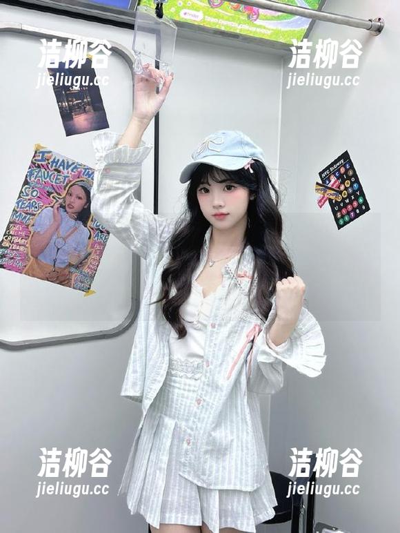 UGirls尤果网 - 新品上线！陈雅漫睡衣写真在最新图库中震撼呈现，别错过这一场视觉盛宴！.txt
