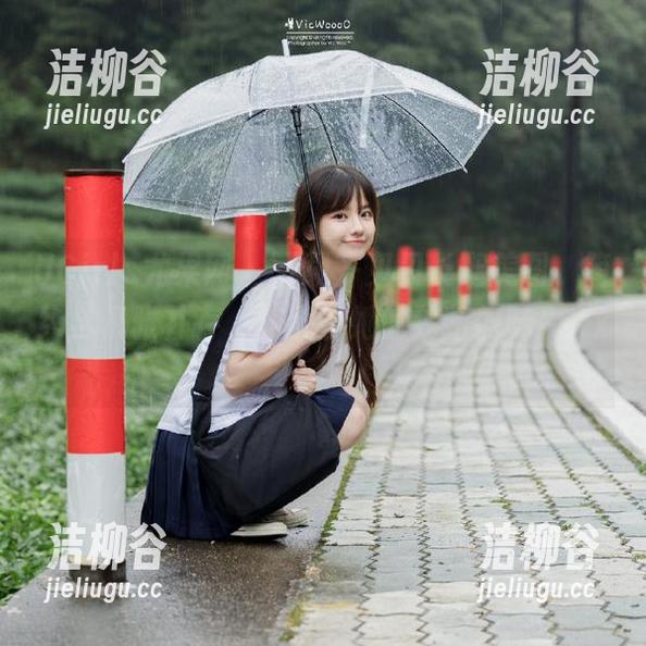 UGirls尤果网 - 下载齐贝贝长腿美图，简约与优雅并存，陶醉于她的独特韵味！.txt