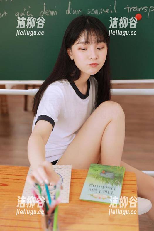 XIAOYU语画界 - 在cherry绯月樱的瑜伽美图中，发现她的每一个极致优雅瞬间！.txt