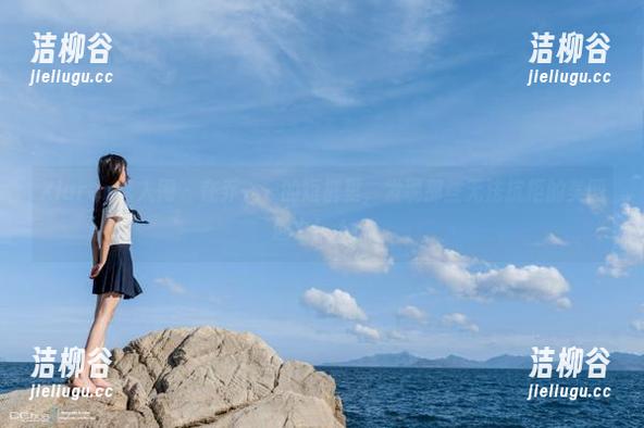 Xiuren秀人网 - 在乔一一的短裤里，发现那些无法抗拒的美图魅力！.txt