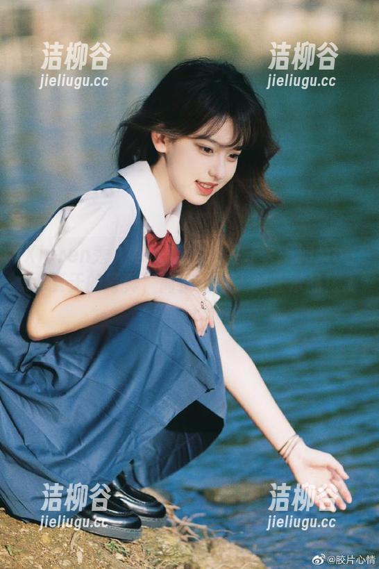 Xiuren秀人网 - 在线美图分享：加朵babe夏天的写真，简直是撩人的艺术品！.txt