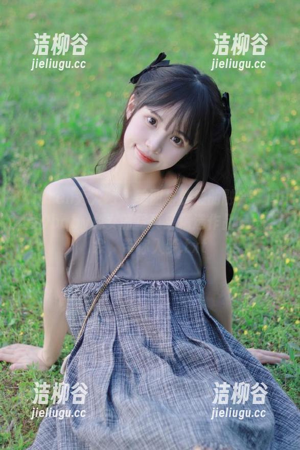 Xiuren秀人网 - 美丽与性感的融合，周慕汐baby兔女郎写真集精选作品一览无余，带你入梦.txt