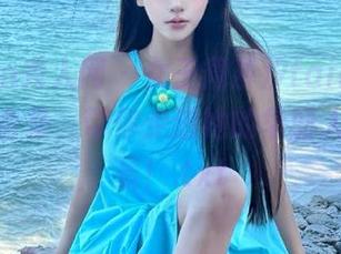 Xiuren秀人网 - 女王周慕汐fairy的梦幻图片合集，带你走进她的华丽人生与风景！.txt
