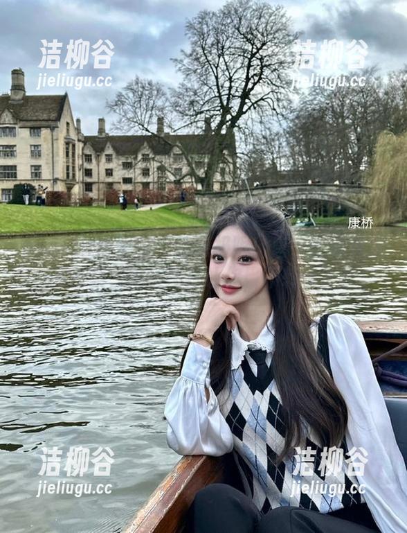 Xiuren秀人网 - 性感极限！唐宁宁泳衣精品合集，绝美图片让你目不转睛.txt