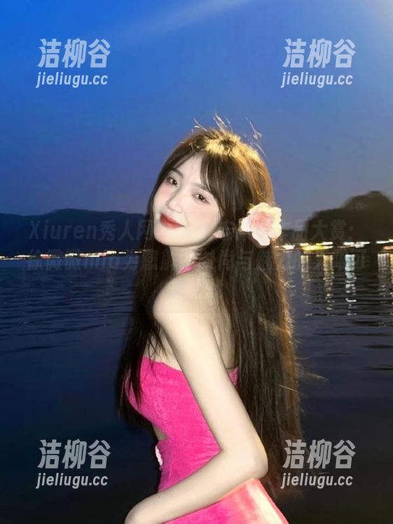 Xiuren秀人网 - 高清连体衣作品大赏：徐微微mia为您解读时尚与魅力的无限可能.txt