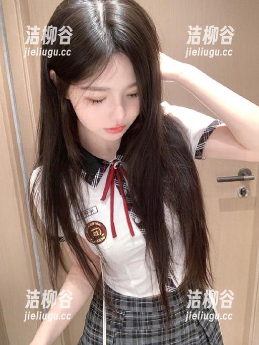 Xiuren秀人网 - 跟随文静儿的短裤作品集下载，穿出夏日的无限可能！.txt