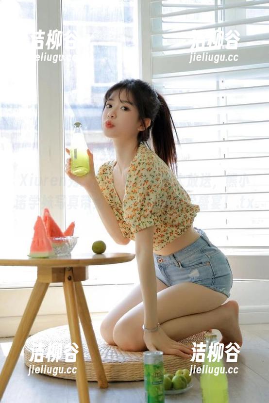 Xiuren秀人网 - 免费资源大放送，熊小诺学妹写真带给你不一样的视觉盛宴！.txt