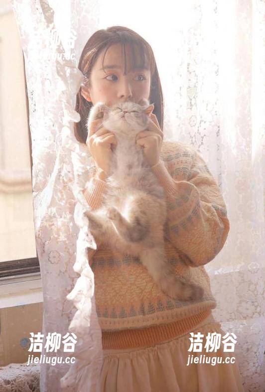 Xiuren秀人网 - 定制你的厨娘写真，程程程与美丽不期而遇.txt