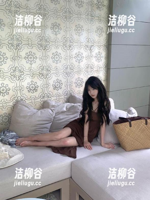Xiuren秀人网 - 良人非爱人短裤风格作品集：沁人心脾的夏日分享.txt