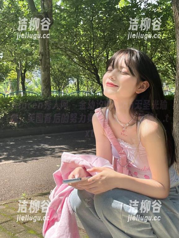 Xiuren秀人网 - 金幼汐Vivian无圣光瑜伽，美图背后的努力竟然让人如此惊艳！.txt