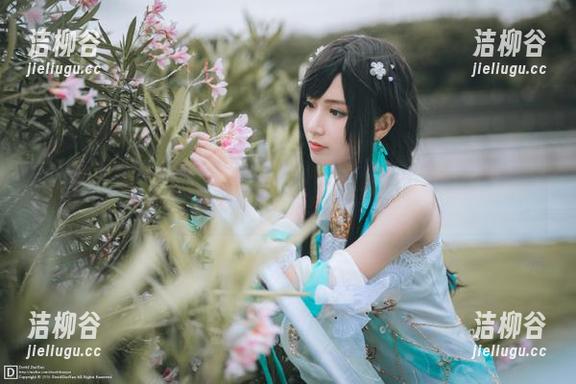 YouMi尤蜜荟 - 精美“Yumi尤美眼镜”写真作品，网盘急速下载通道开启！.txt
