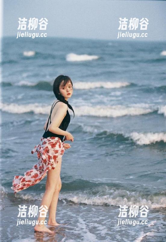 YouMi尤蜜荟 - 领略福利之美，林幼一女友写真作品的独特韵味与风情.txt