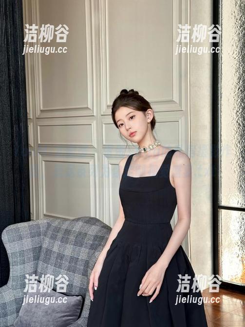 YouMi尤蜜荟 - 蛋蛋_egg的私房摄影作品，美足系列为你定制视觉盛宴.txt