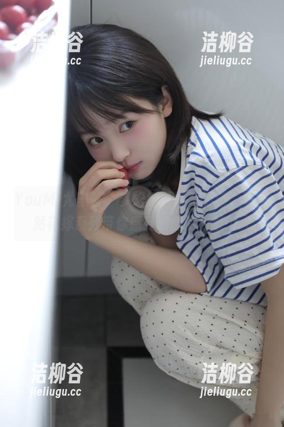 YouMi尤蜜荟 - 梦幻婚礼写真更新，黄乐然花嫁系列带你感受爱情的力量.txt