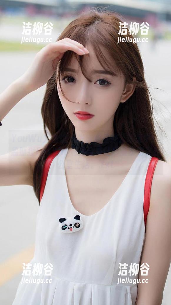 YouWu尤物馆 - 发现美在办公环境中：孟狐狸FoxYini私拍合集让你重新定义办公室生活。.txt
