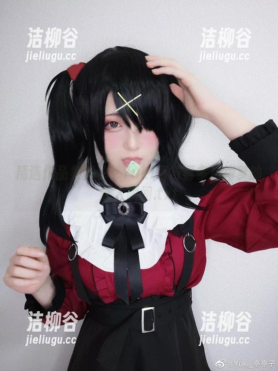 Yuki亭 精选作品集揭秘:Yuki亭与喜多川海梦的迷人瞬间.txt