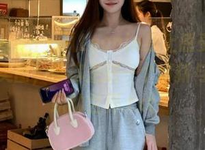 beautyleg - 从Leonie身上感受到的泳衣写真美图，带你走进一个清新与活力交织的世界.txt