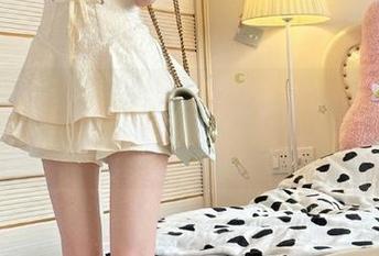 beautyleg - 视听盛宴：Momo学妹的高清写真图集，传递青春的微笑.txt