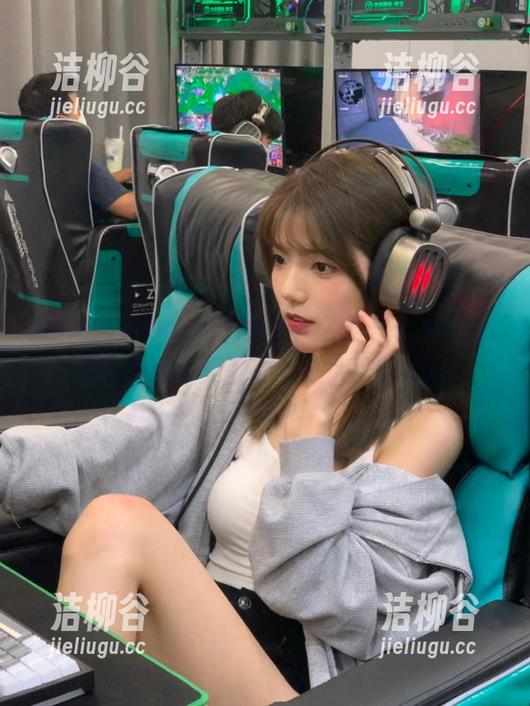 beautyleg - 释放自然之美——Winnie白裙写真无圣光合集大公开.txt